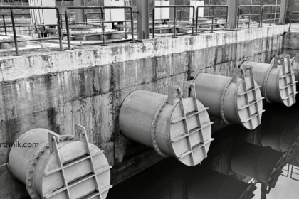 rugated plate interceptor system in an industrial water treatment facility